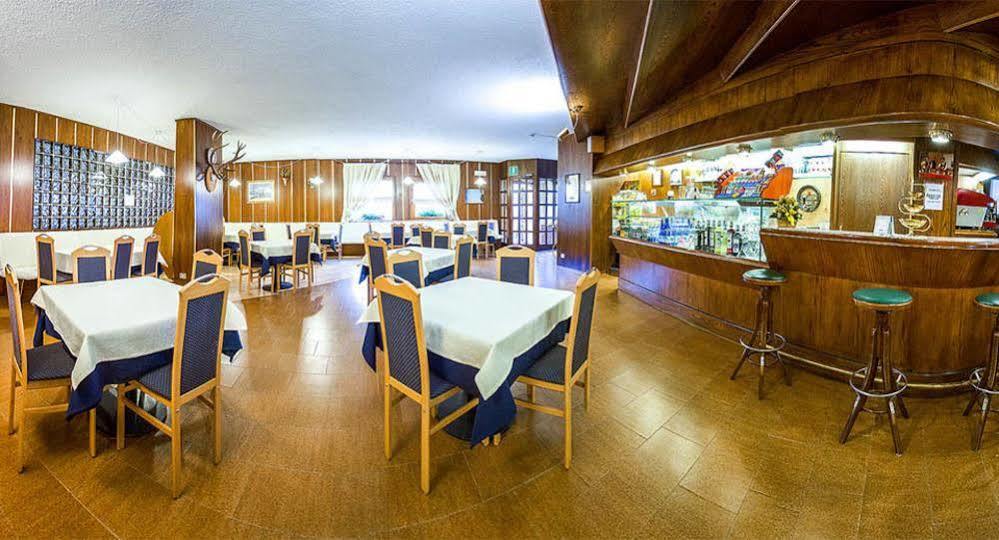 Hotel Alaska Livigno Exterior photo