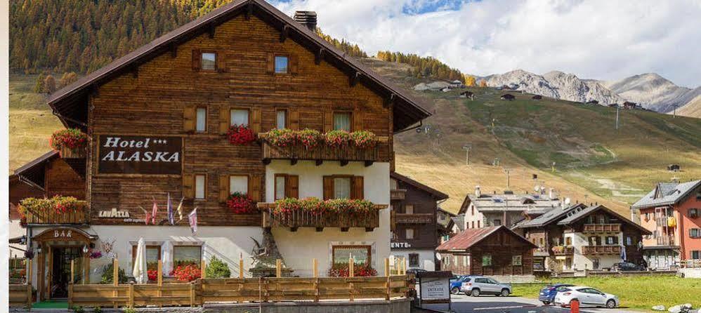 Hotel Alaska Livigno Exterior photo
