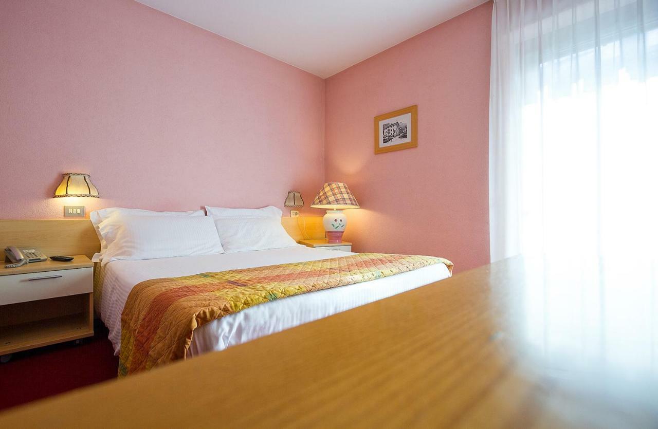 Hotel Alaska Livigno Exterior photo